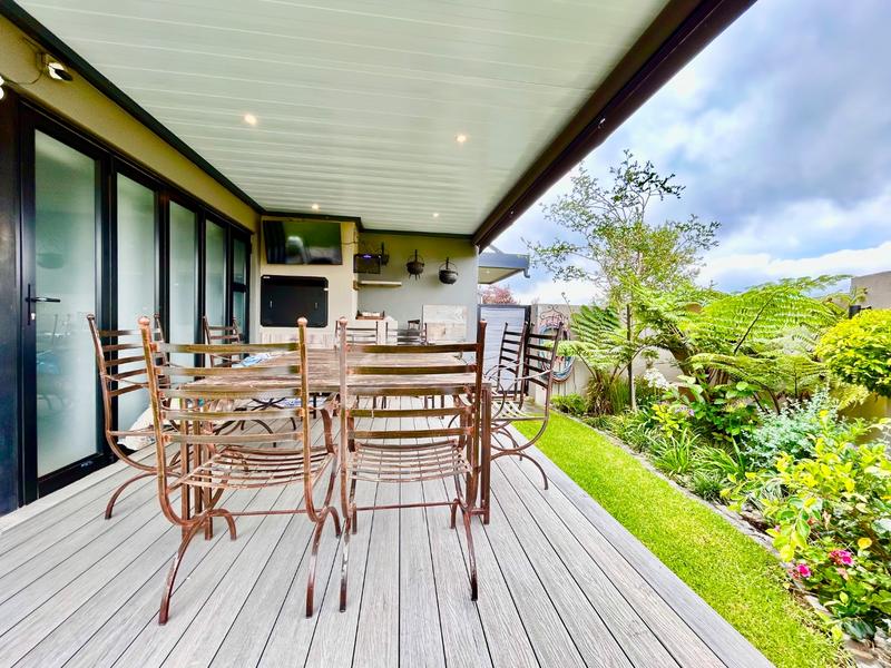 4 Bedroom Property for Sale in Everglades Estate North West